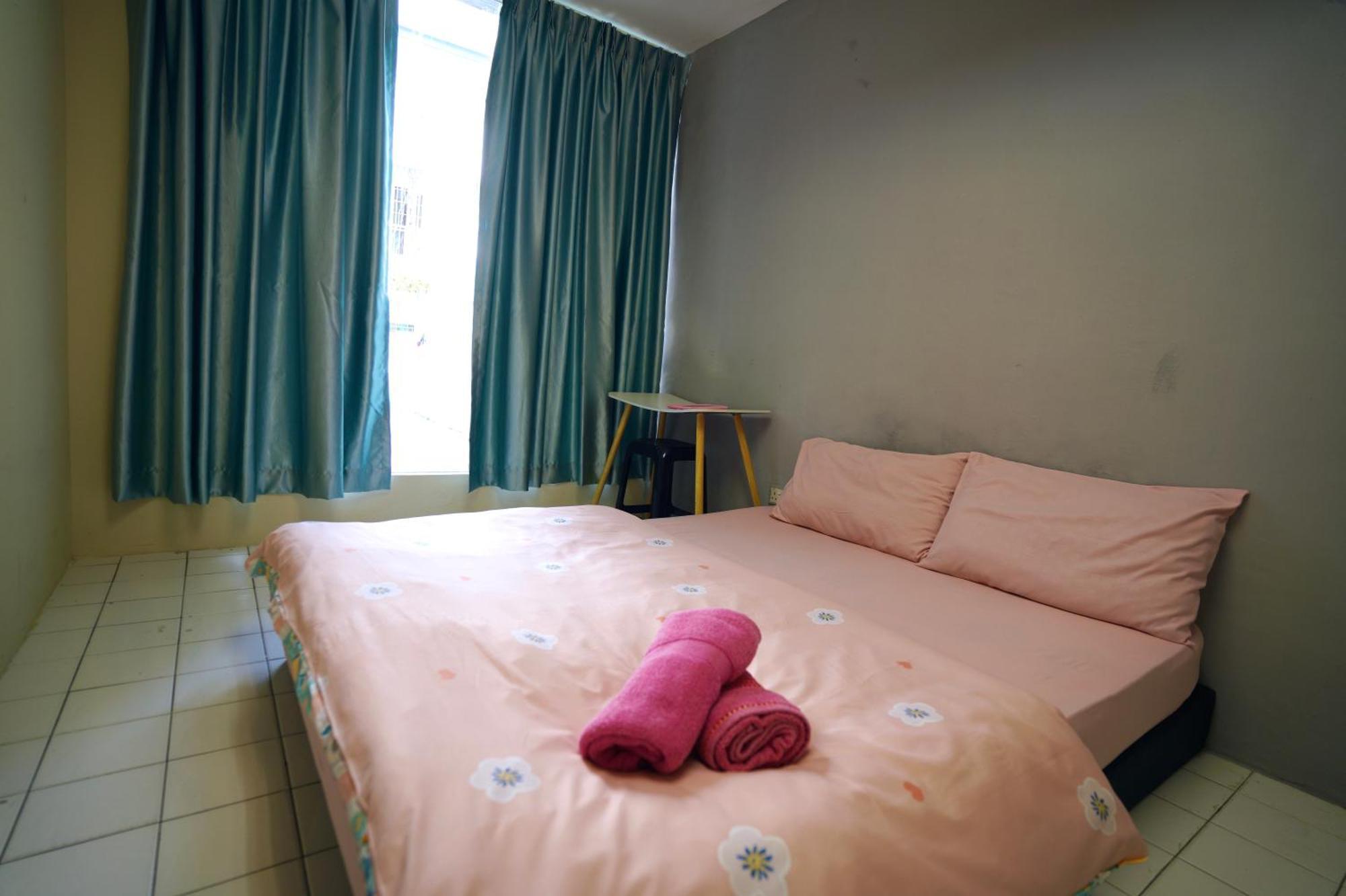 Swanling Kuching Hostel Buitenkant foto