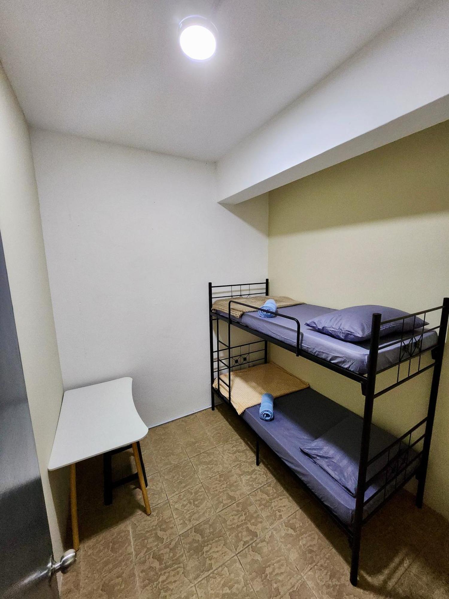 Swanling Kuching Hostel Buitenkant foto